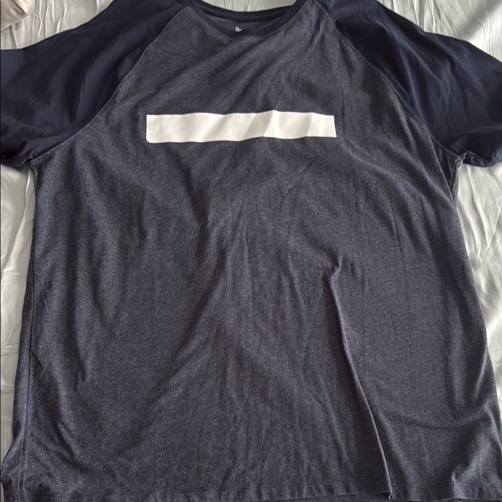 Goodfellow & Co Blue and White Short Sleeve Tee